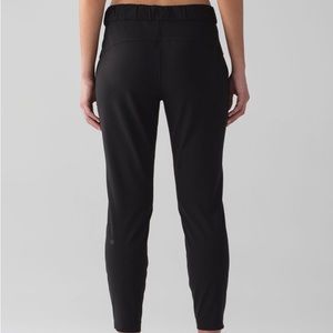Lululemon On The Fly Pant *Woven 28"